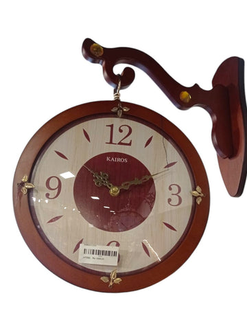 CLOCK AT332