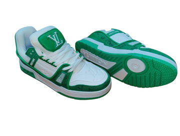 Sneakers 12