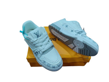 Sneakers 12
