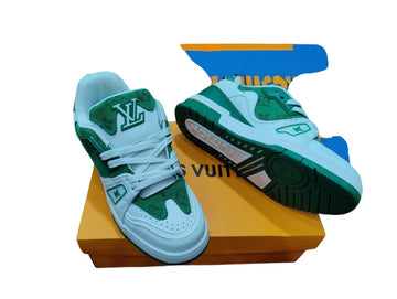 Sneakers 12